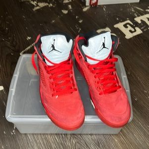 Jordan 5 Raging Bulls